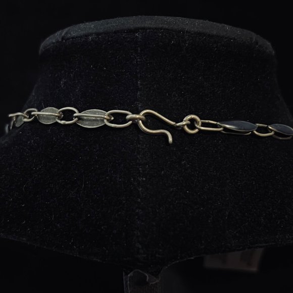 Vintage Siam Goddess Sterling Silver Necklace (5001) - Picture 5 of 9